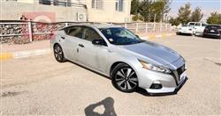 نيسان ألتيما